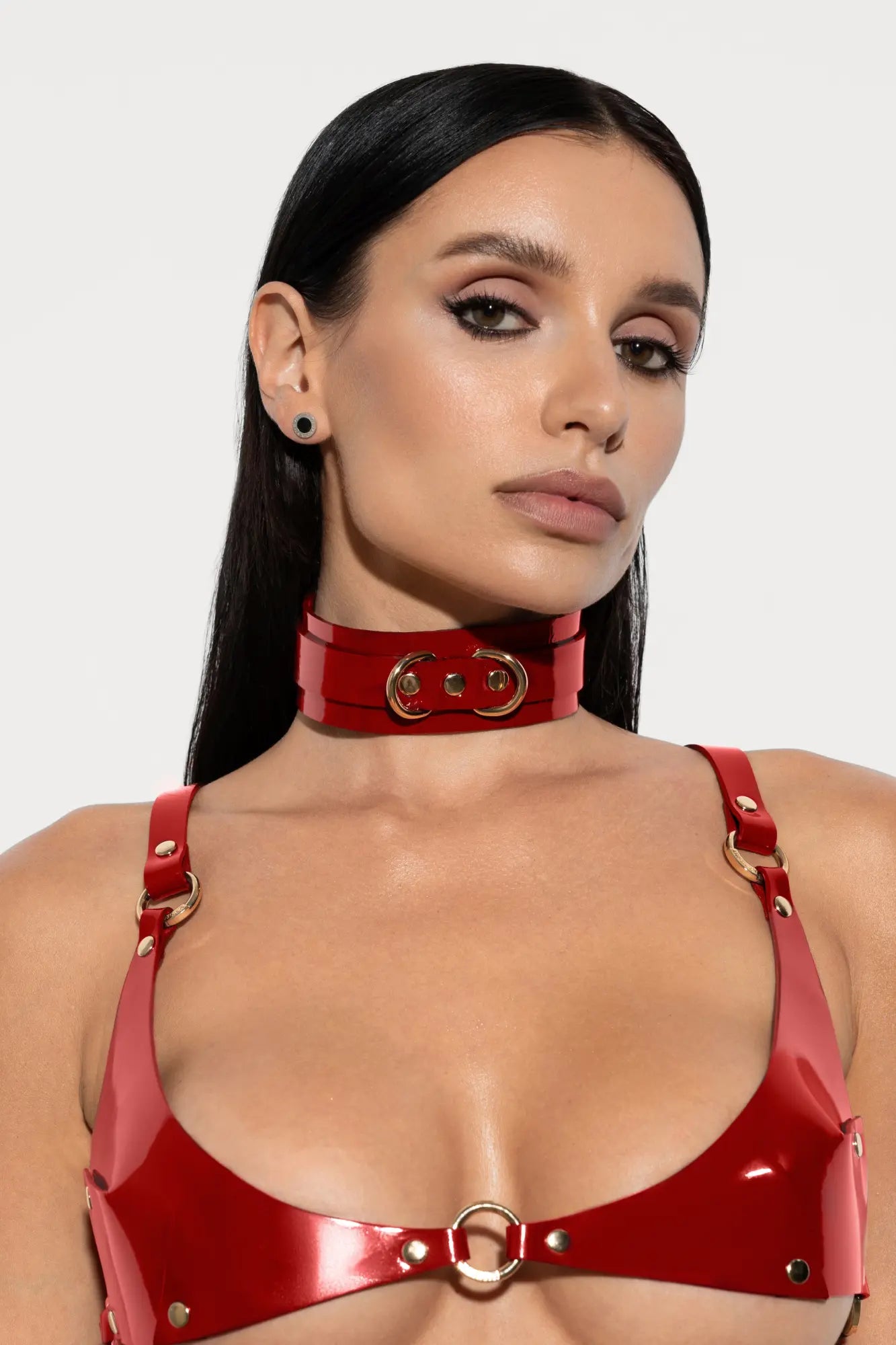 Bonny Lacquer Leather Collar in Red