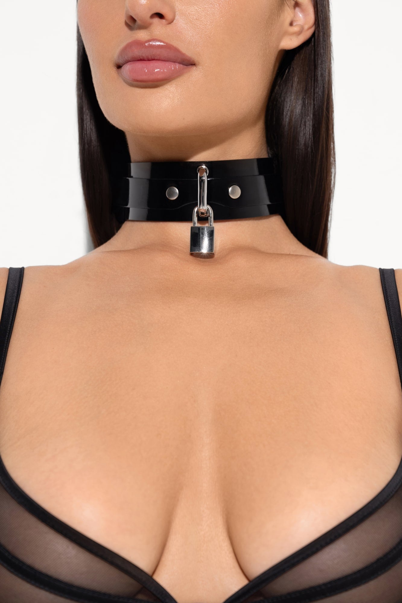 Lila Lacquer Leather Collar in Black